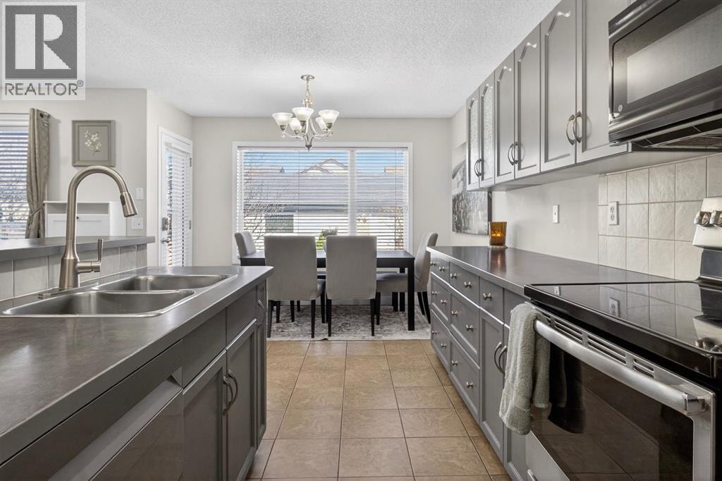 28 Elgin View SE — photo 15