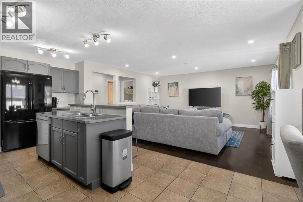 28 Elgin View SE — photo 17