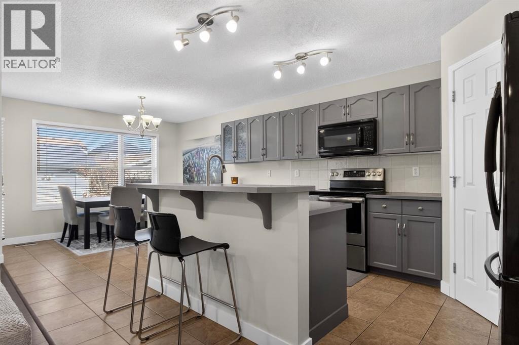 28 Elgin View SE — photo 11