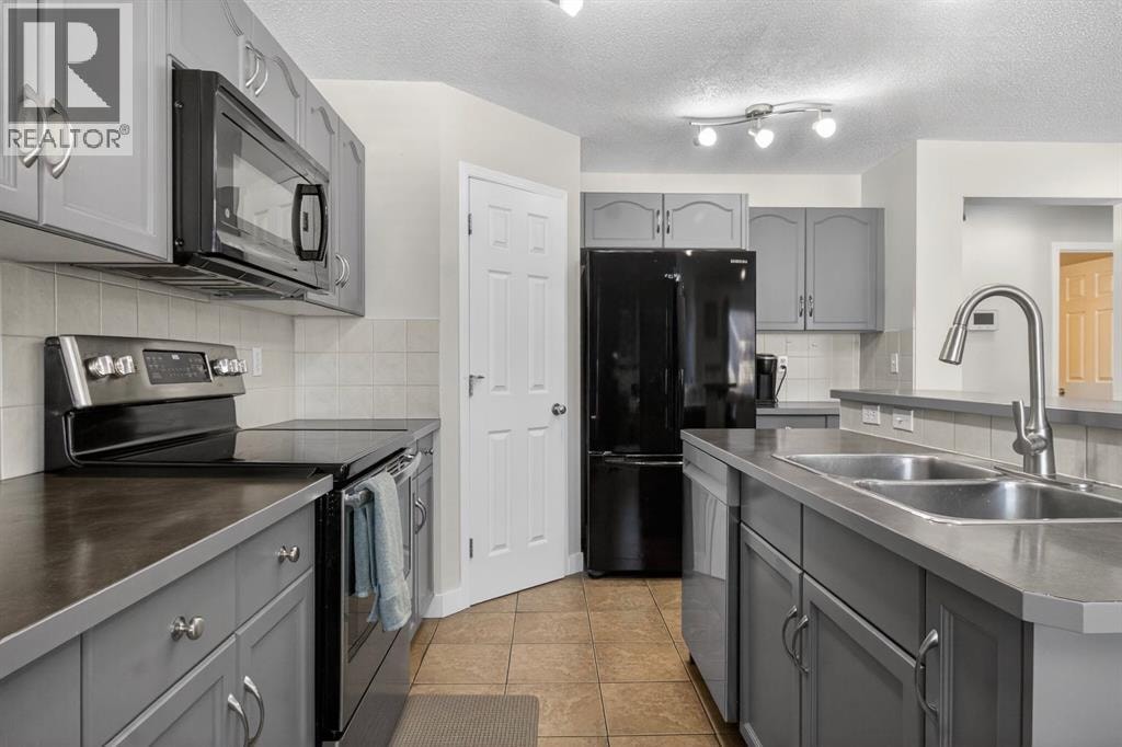 28 Elgin View SE — photo 13