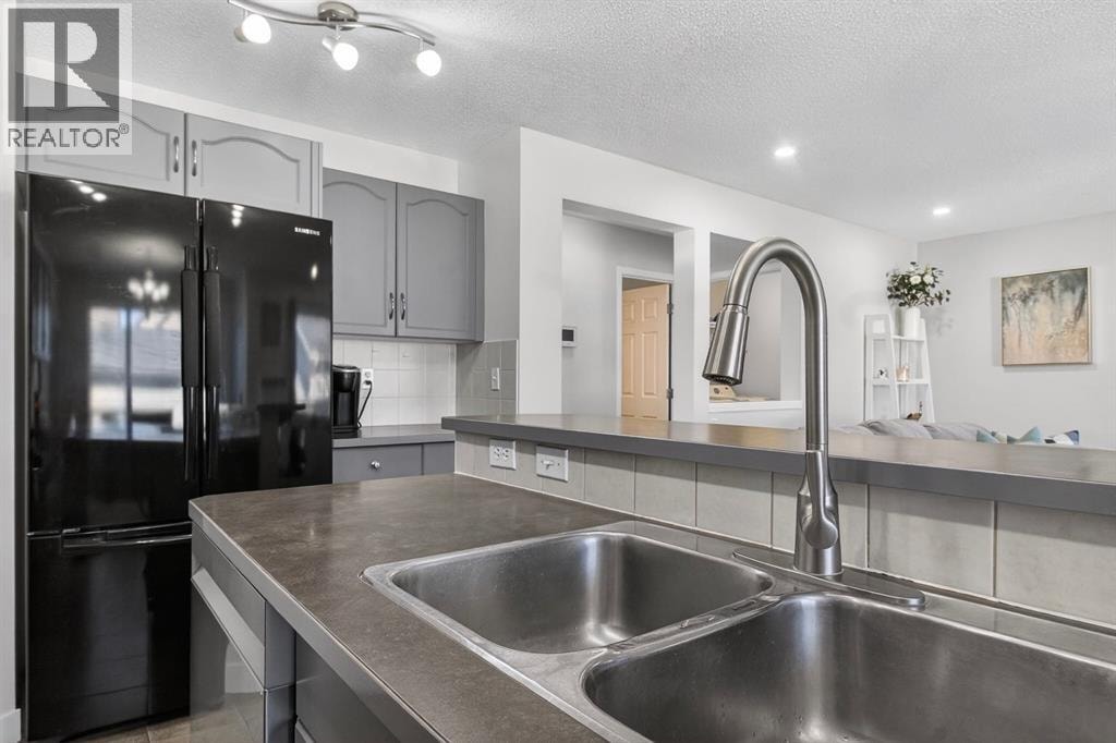 28 Elgin View SE — photo 14