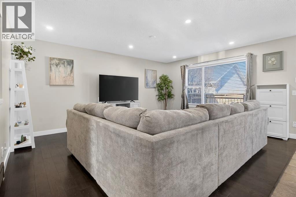 28 Elgin View SE — photo 8
