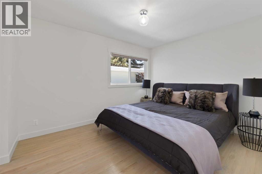 38 Westwood Drive SW — photo 18