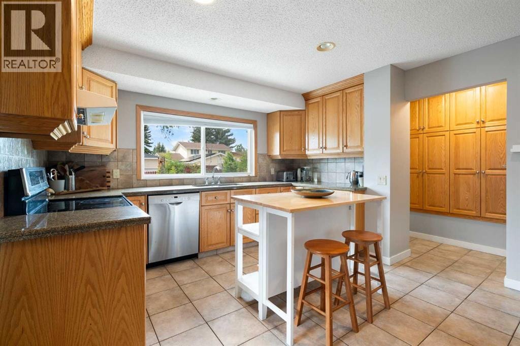 5431 Silverdale Drive NW — photo 12