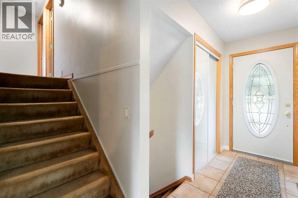 5431 Silverdale Drive NW — photo 3