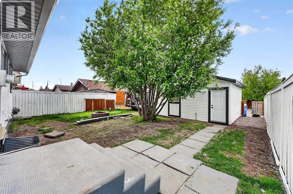 5423 Madigan Drive NE — photo 31