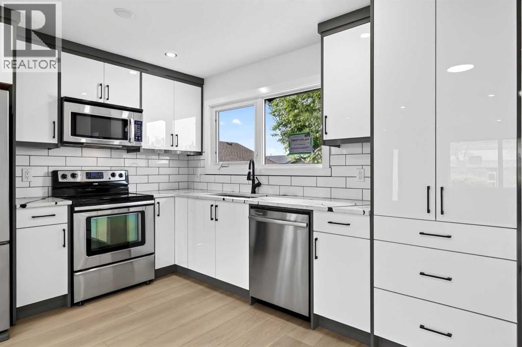 5423 Madigan Drive NE — photo 8