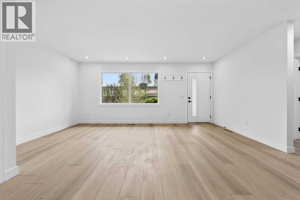 5423 Madigan Drive NE — photo 5