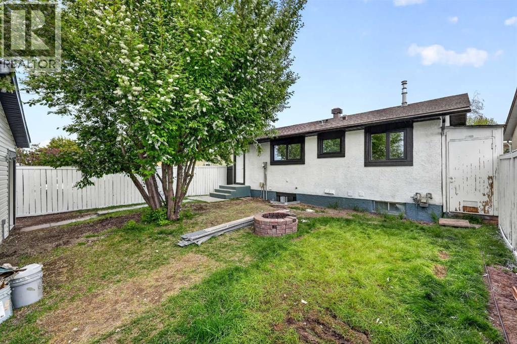 5423 Madigan Drive NE — photo 32