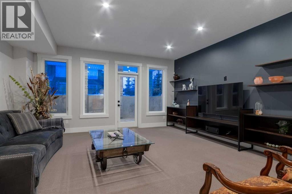 41 Damkar Drive — photo 43