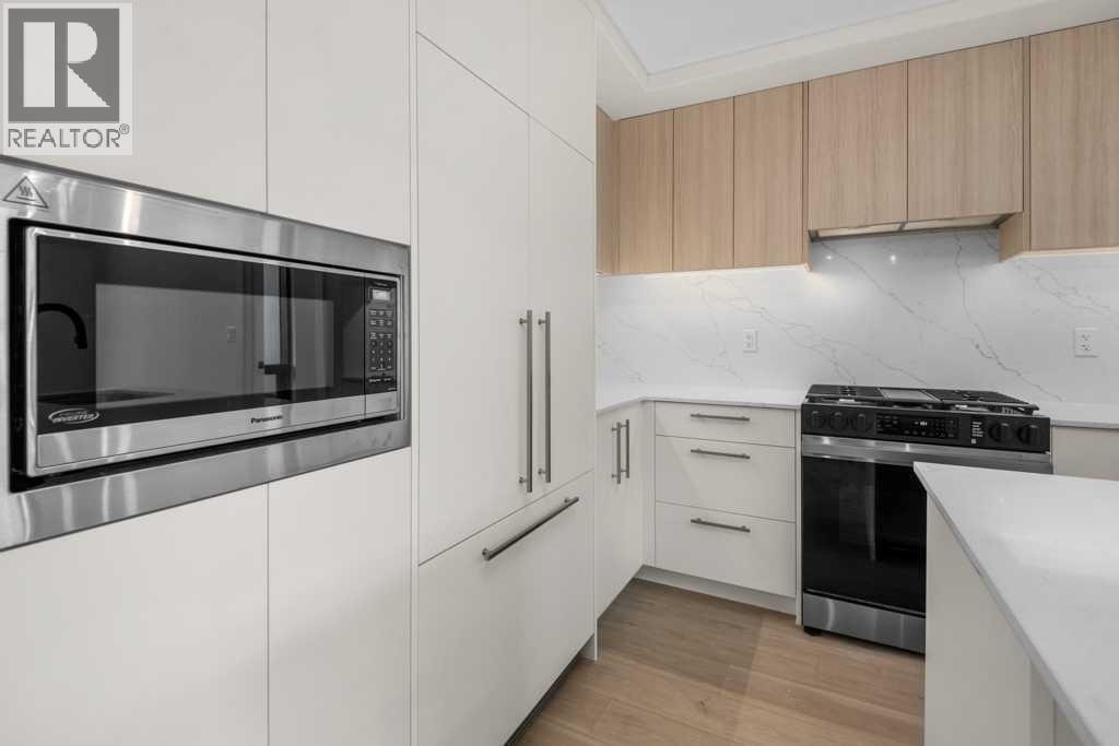 306, 8375 Broadcast Avenue — photo 12