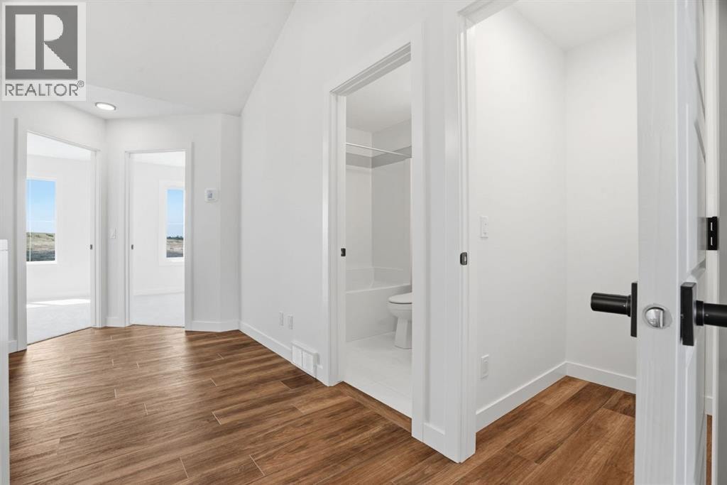 499 Lawthorn Way SE — photo 3