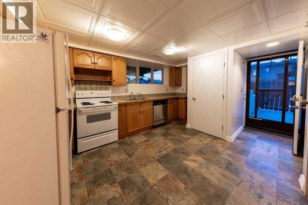 1132 Berkley Drive NW — photo 21