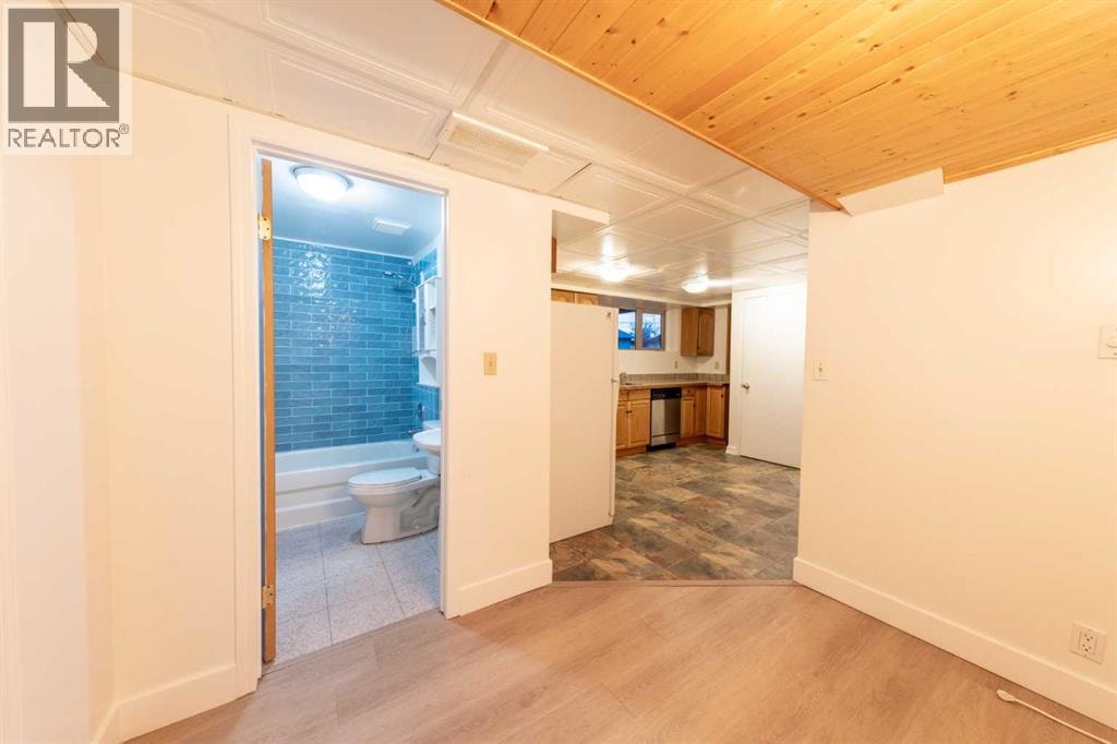 1132 Berkley Drive NW — photo 31
