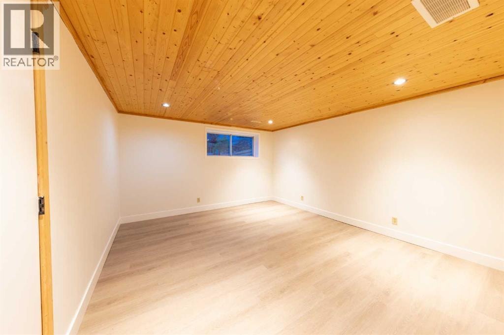 1132 Berkley Drive NW — photo 26
