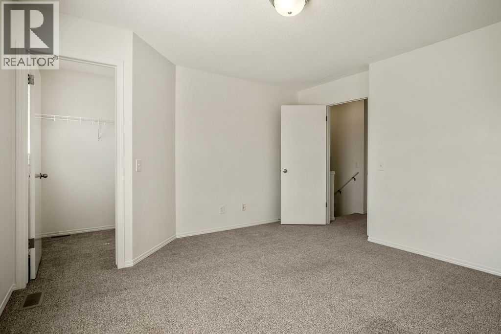 246 Elgin View SE — photo 22
