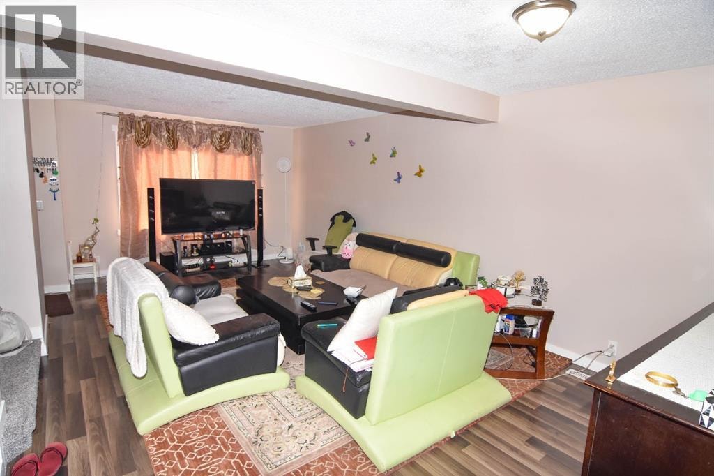 268 Falton Drive NE — photo 9