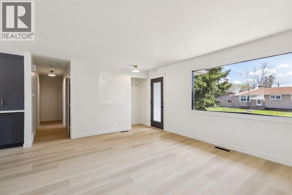 816 Avonlea Place SE — photo 6