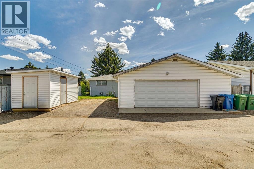 816 Avonlea Place SE — photo 20
