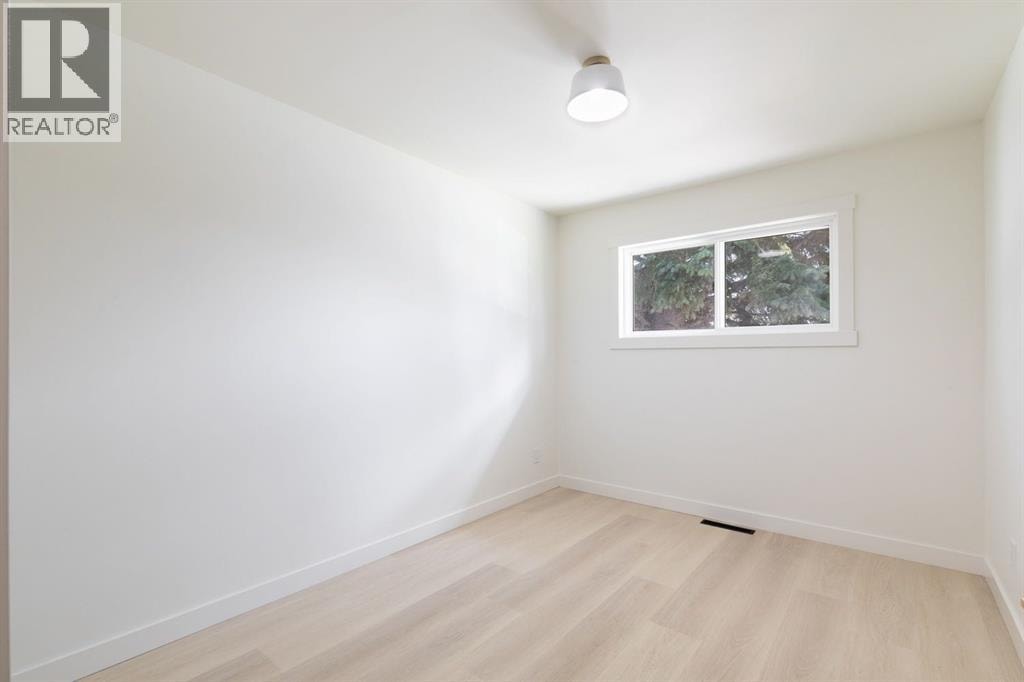 816 Avonlea Place SE — photo 11