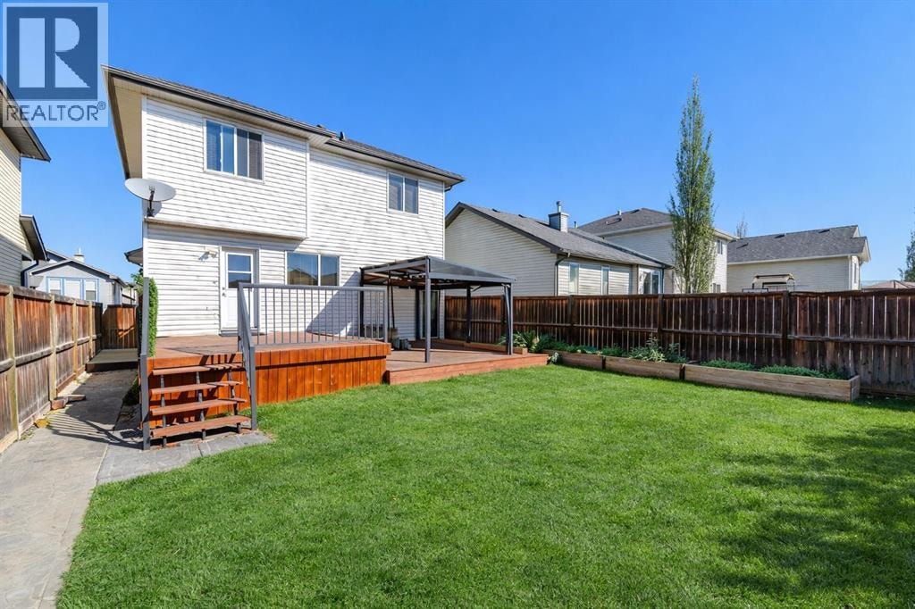 83 Luxstone Crescent SW — photo 20