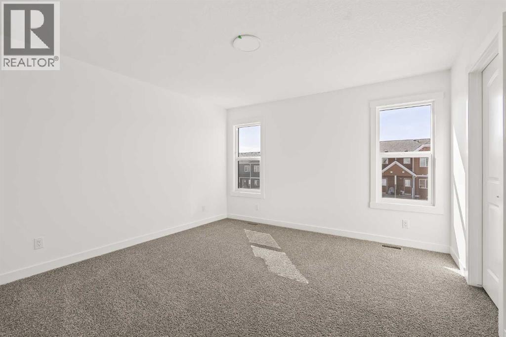 1133 Chinook Gate Bay SW — photo 33