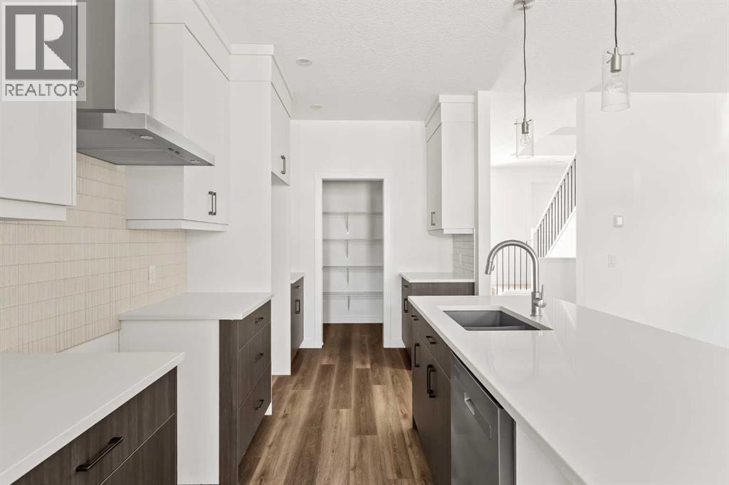1133 Chinook Gate Bay SW — photo 12