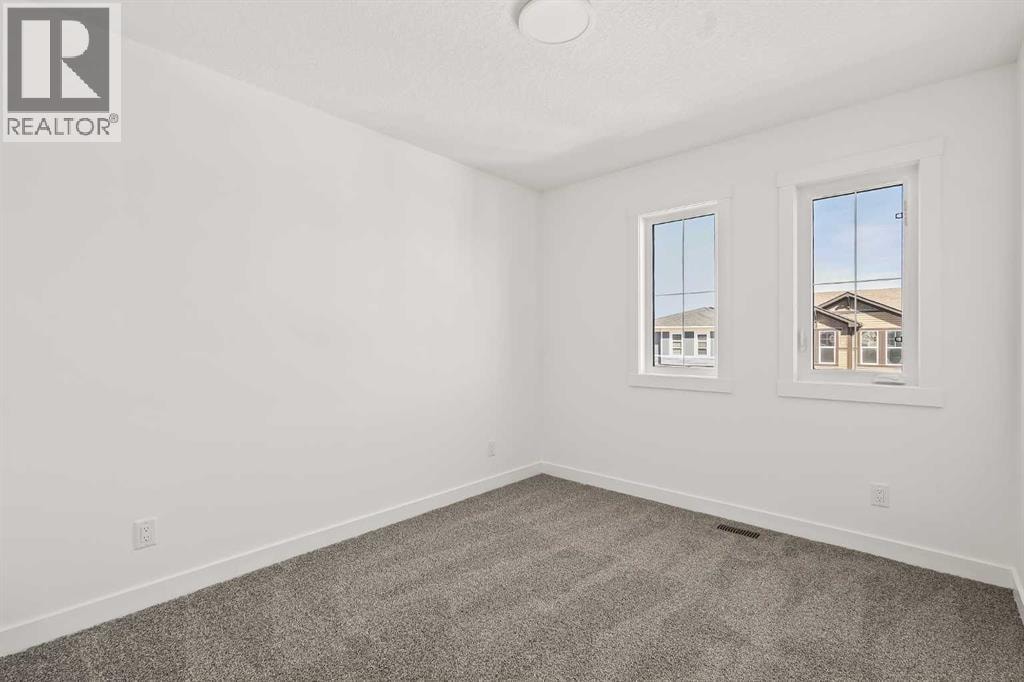 1133 Chinook Gate Bay SW — photo 40