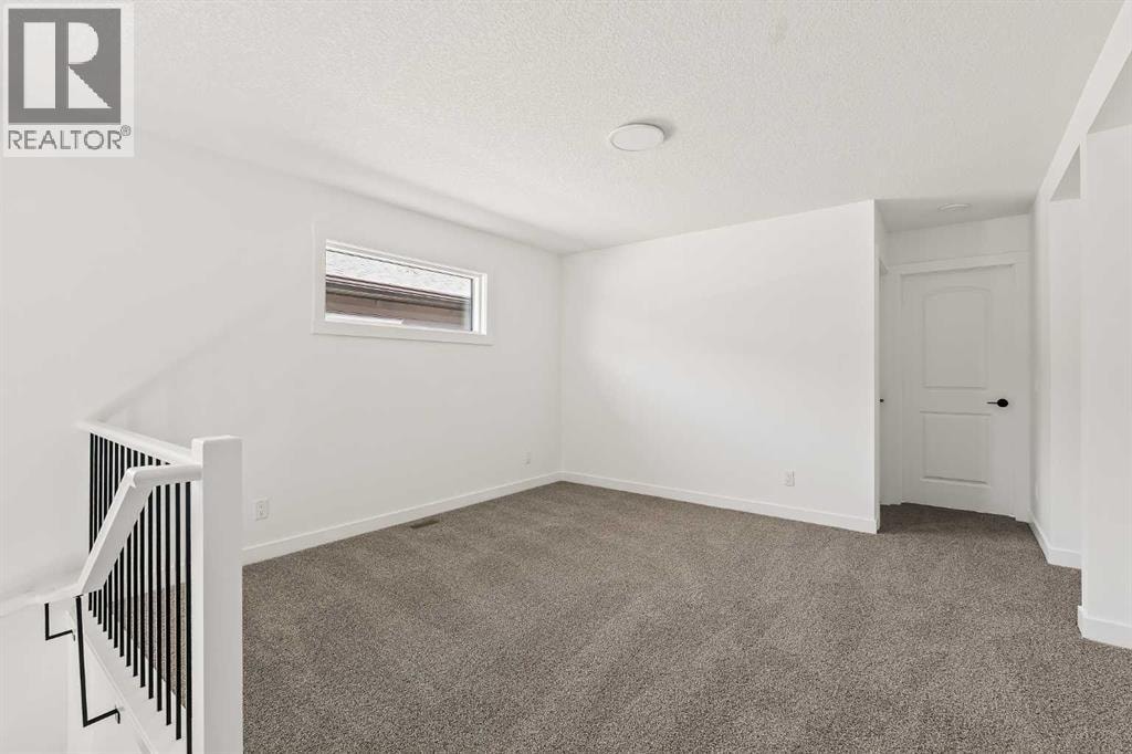 1133 Chinook Gate Bay SW — photo 28