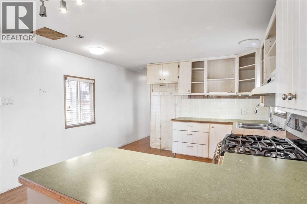 804 Center Street — photo 11