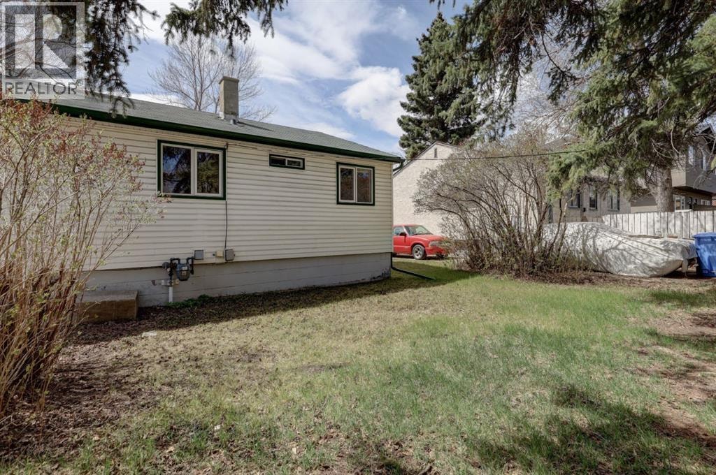 3432 3 Avenue NW — photo 5