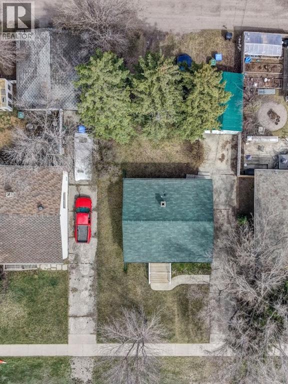 3432 3 Avenue NW — photo 2