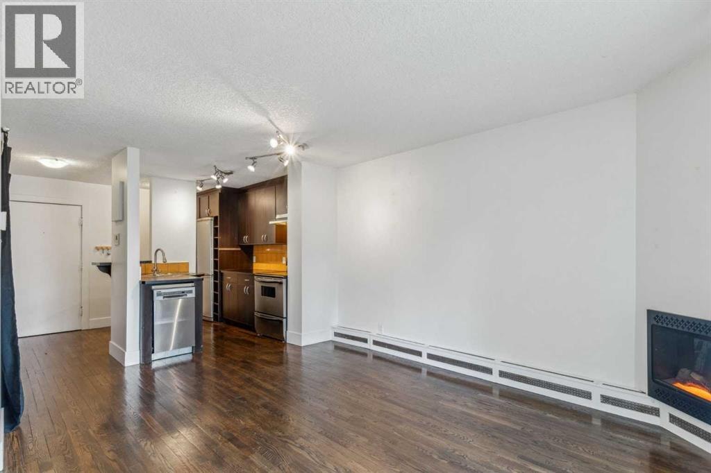301, 1530 16 Avenue SW — photo 16