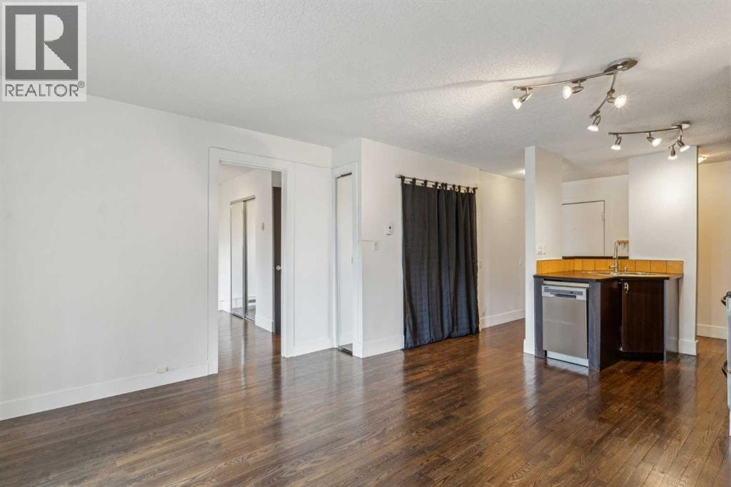 301, 1530 16 Avenue SW — photo 15
