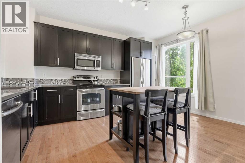 184 Chapalina Square SE — photo 11
