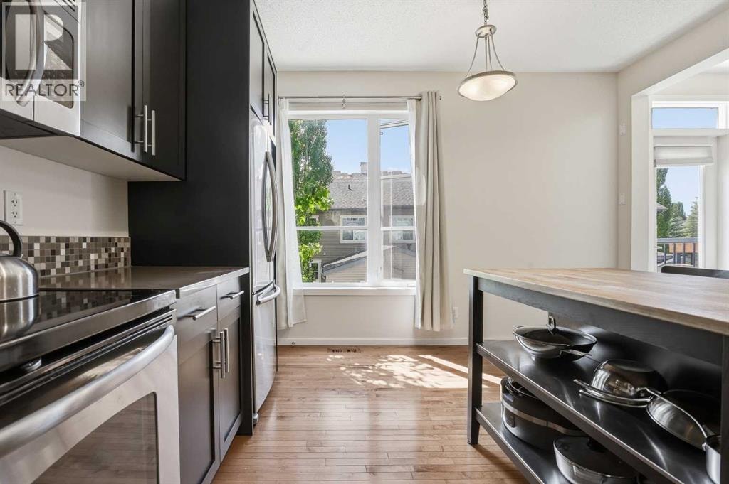 184 Chapalina Square SE — photo 14