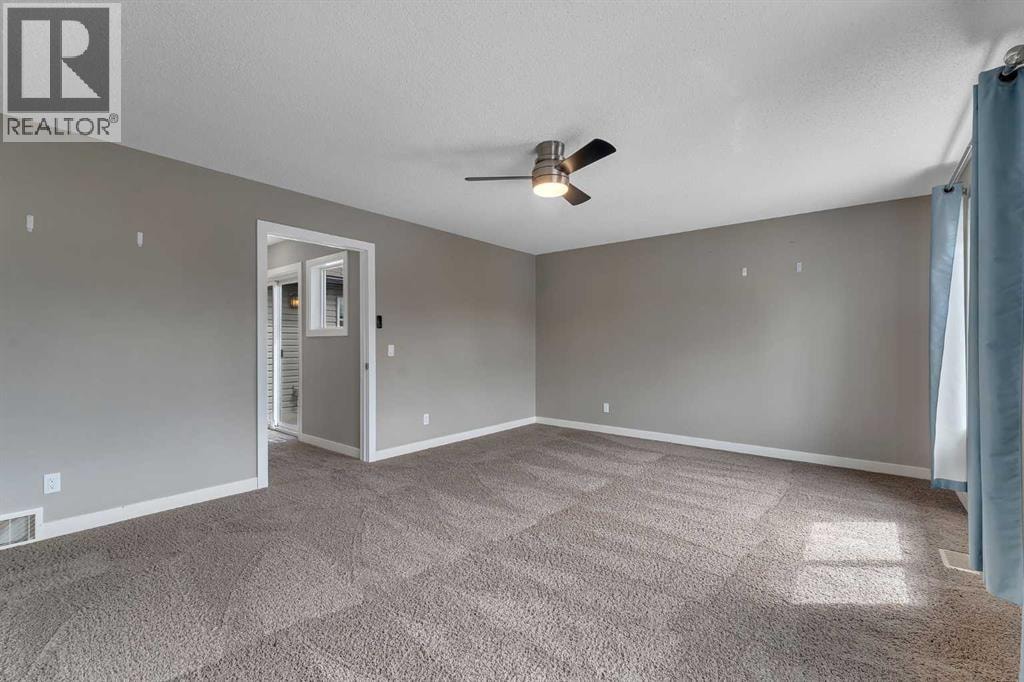 240 Elgin Meadows Way SE — photo 17
