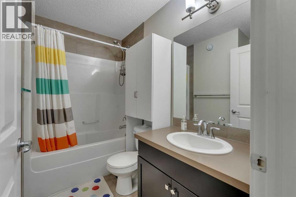 240 Elgin Meadows Way SE — photo 19