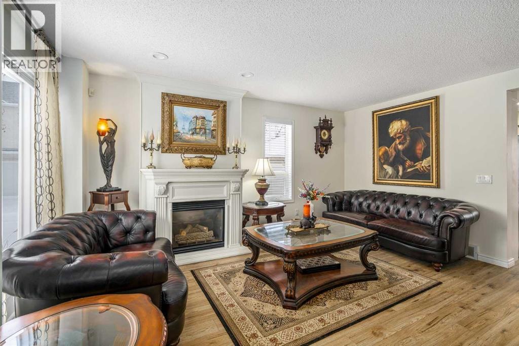 76 Sunlake Gardens SE — photo 4