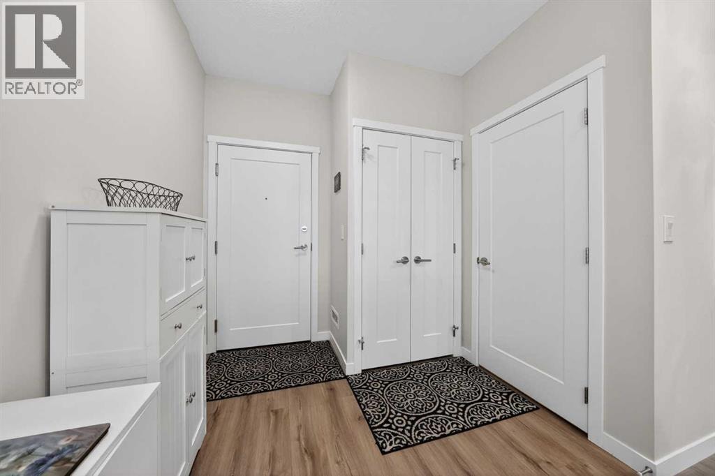 403, 71 Shawnee Common SW — photo 3