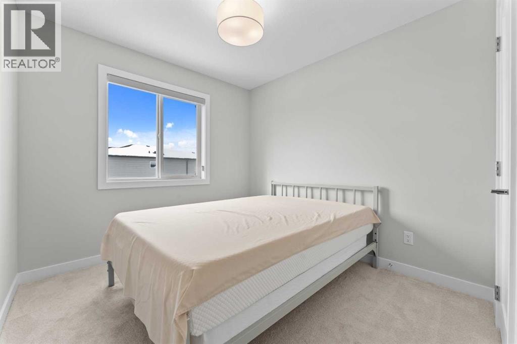 919 Walgrove Boulevard SE — photo 11