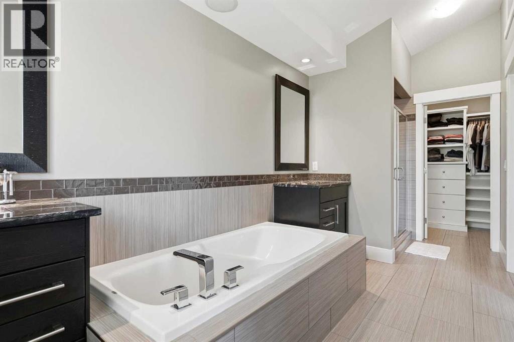 314 30 Avenue NE — photo 18