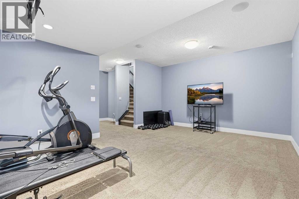 314 30 Avenue NE — photo 29