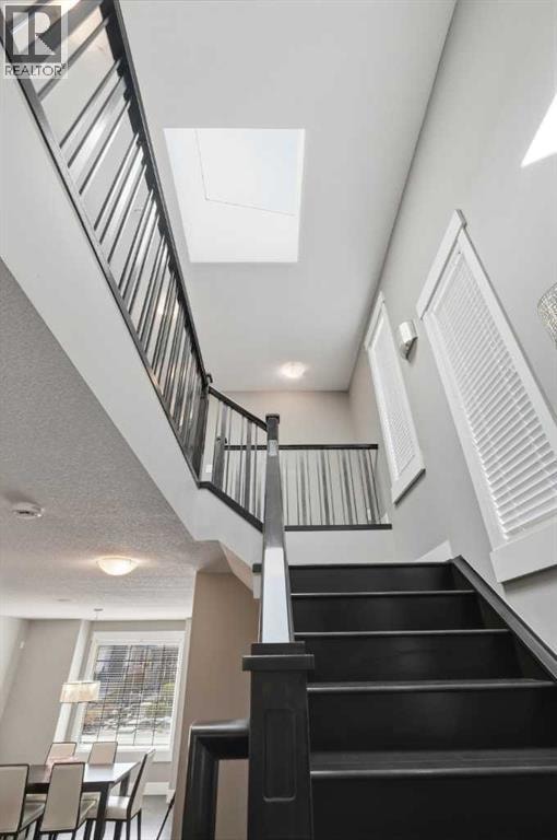 314 30 Avenue NE — photo 14