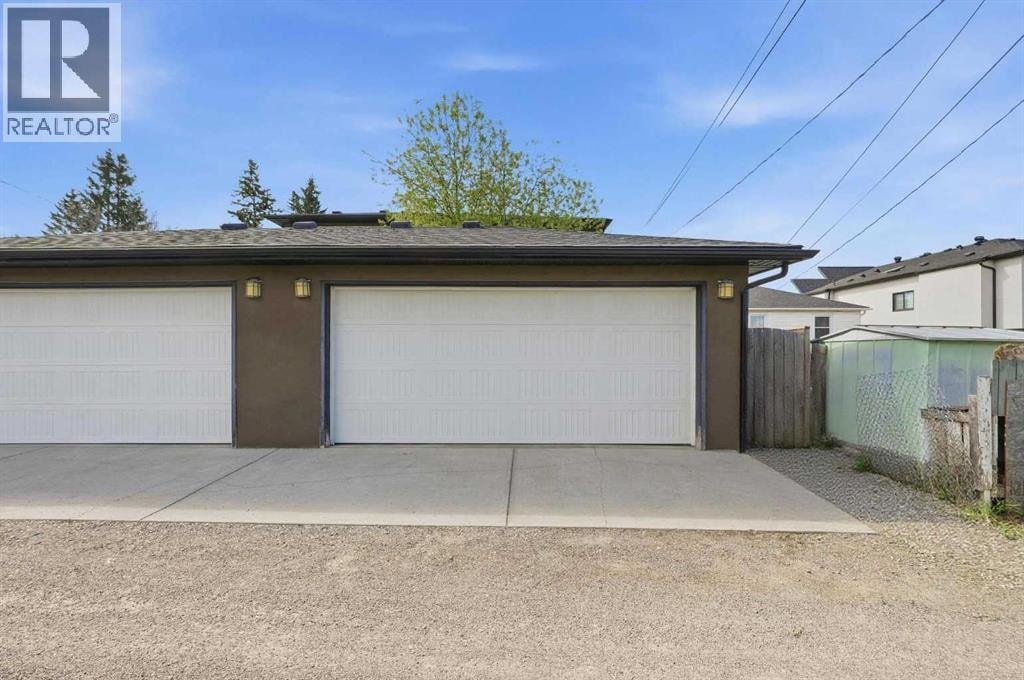 314 30 Avenue NE — photo 38