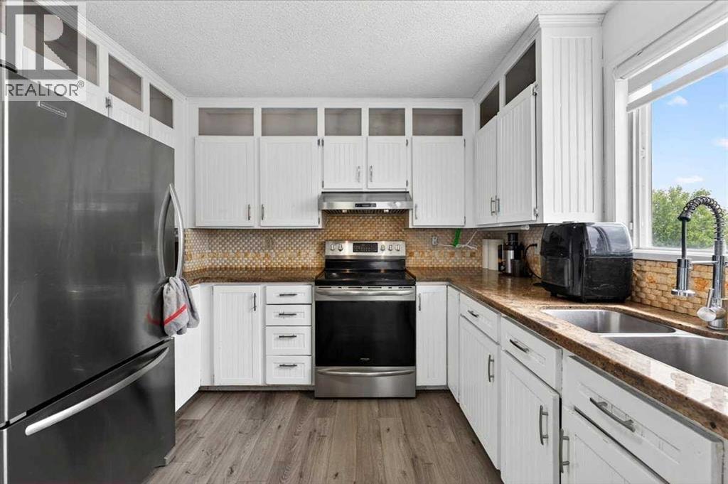 6979 Laguna Way NE — photo 14