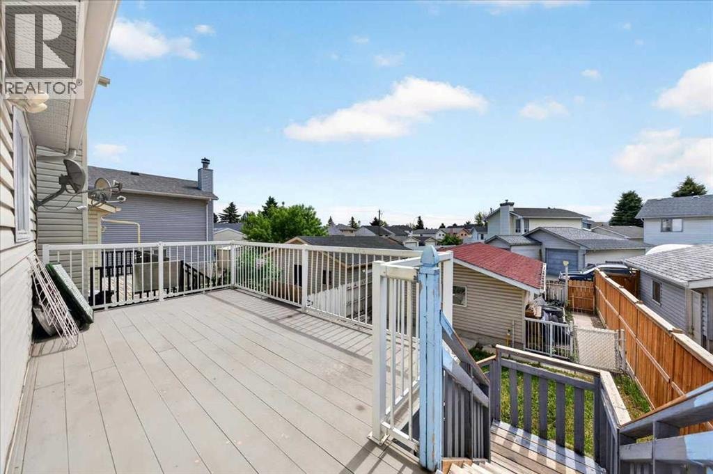 6979 Laguna Way NE — photo 15