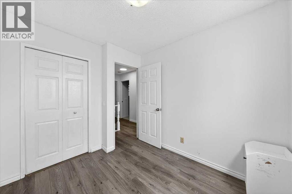 6979 Laguna Way NE — photo 28