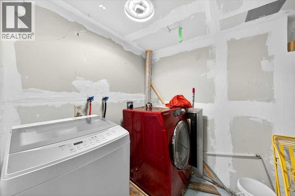 6979 Laguna Way NE — photo 39