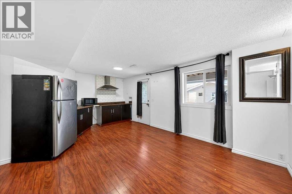 6979 Laguna Way NE — photo 30